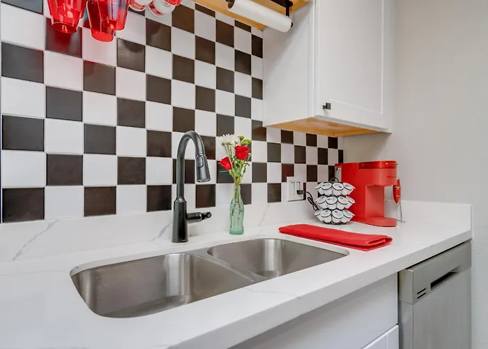 Cola Casa In 2bd 2b With Pool And Pet Friendly *