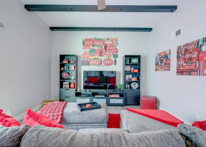 Cola Casa In 2bd 2b With Pool And Pet Friendly Apartment